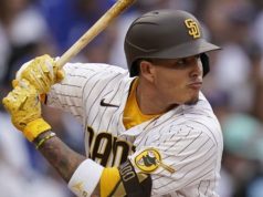 Manny Machado iguala marca histórica de extrabases de Moisés Alou