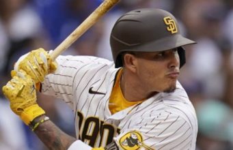 Manny Machado iguala marca histórica de extrabases de Moisés Alou