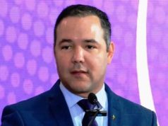 Johnny Pujols acusa al Gobierno de intentar «acallar a la oposición» con reducción de fondos